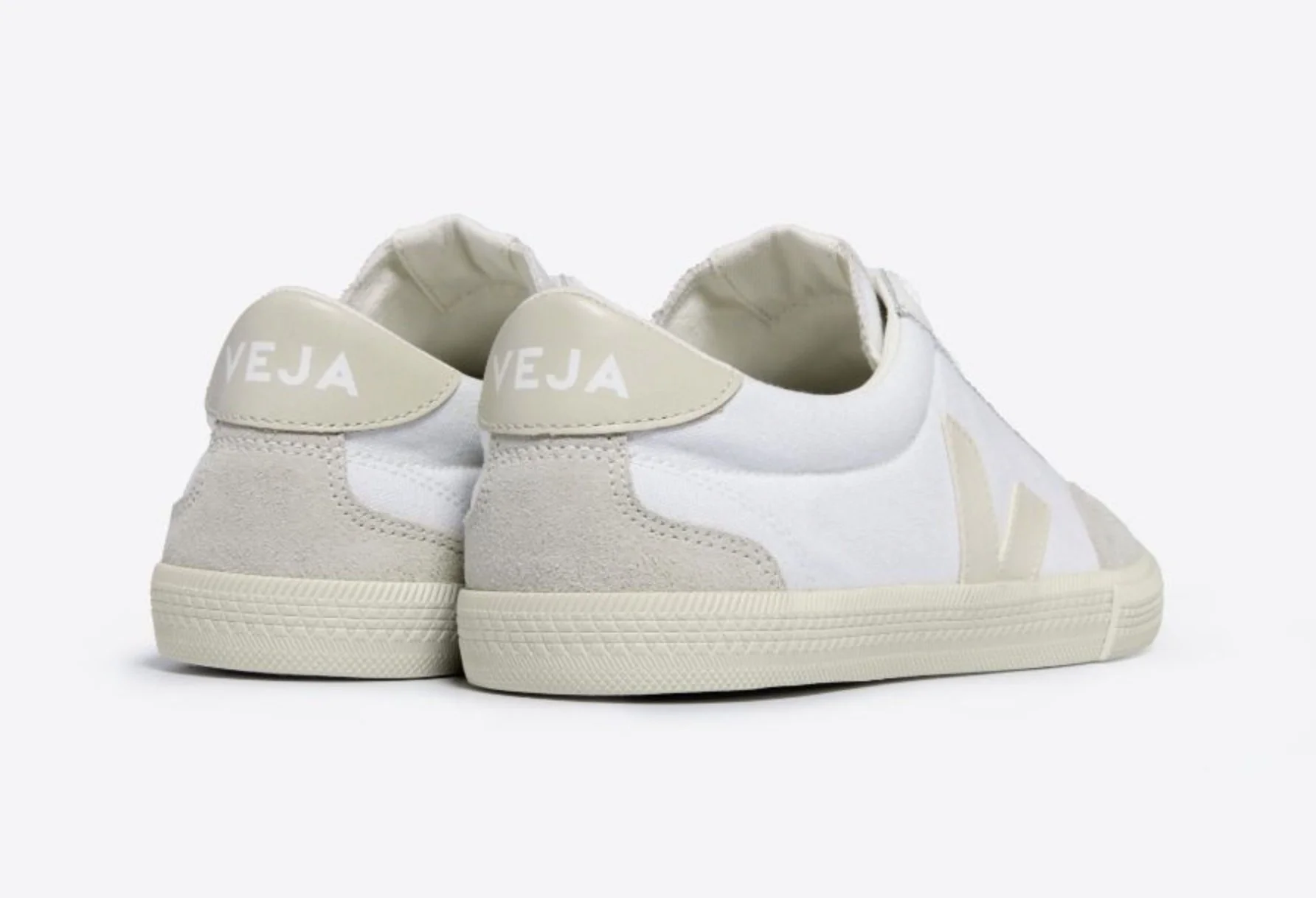 ☆韓国の人気☆【VEJA】☆VOLLEY☆キャンバス☆WHITE PIERRE☆ Veja Volley Canvas White Pierre — MODA